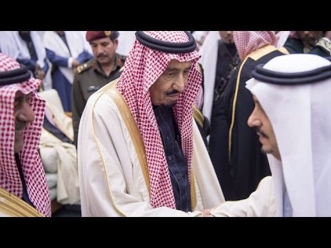 الملك سلمان يستقبل المعزين في خادم الحرمين الشريفين