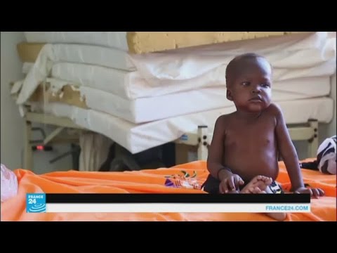 بالفيديو العنف في جنوب السودان يرغم عشرات الآلاف إلى الهروب