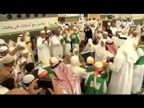 طلاب المدارس يودُّعون آخر مجموعات الحجيج