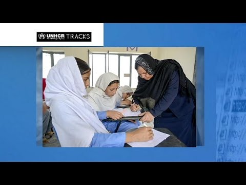 شاهد منظمة شؤون اللاجئين تمنح معلمة أفغانية جائزة نانسن
