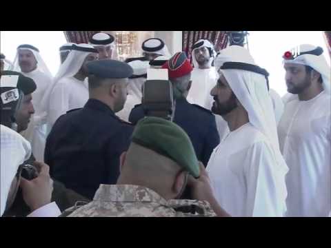 شاهد الشيخ محمد بن راشد يستقبل جموع المعزيين في وفاة الشيخ راشد