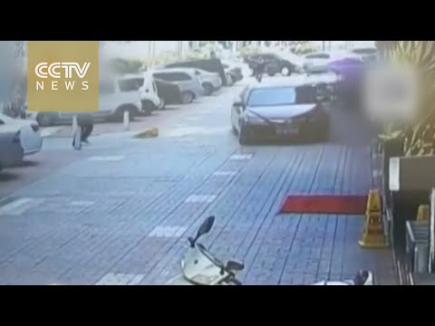 driver mistakenly crashes