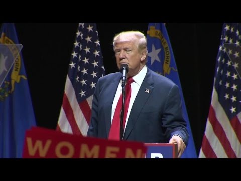 donald trump thanks anthony wiener at rally