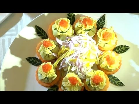 made with flowers food