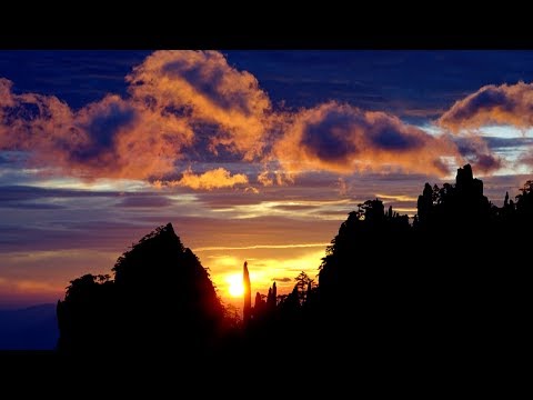 buddhas light appears above china’s huangshan mountain