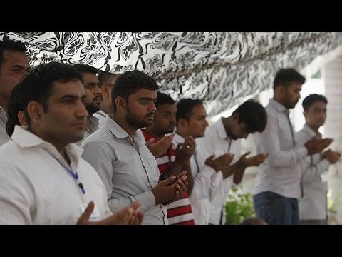 pakistan mourns as funerals are held for karachi bus victims