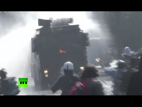 chile student protest turns violent