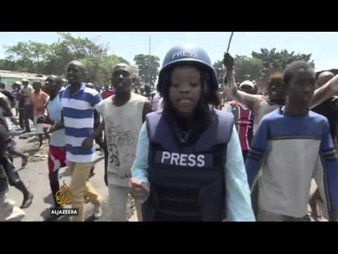 burundi president campaigns ahead of controversial election