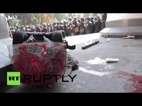 1 dead dozens injured at kiev rally