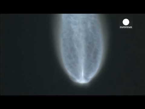 mysterious blue light emitted from atlas 5 on takeoff