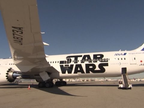 cast flies in r2d2 plane