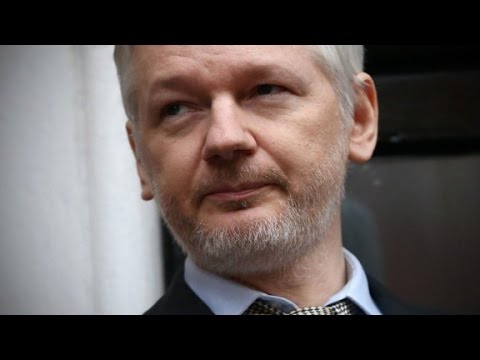 trump guru bragged about assange ties