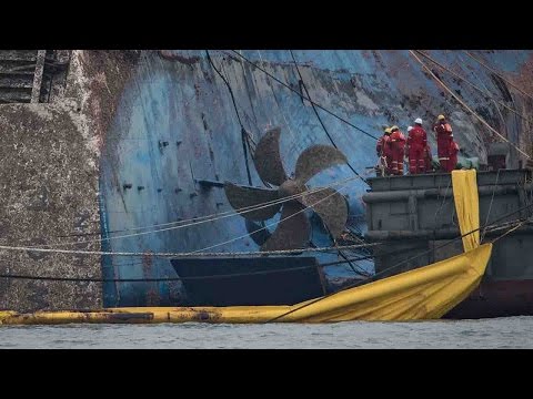 process of pulling the sunken sewol ferry