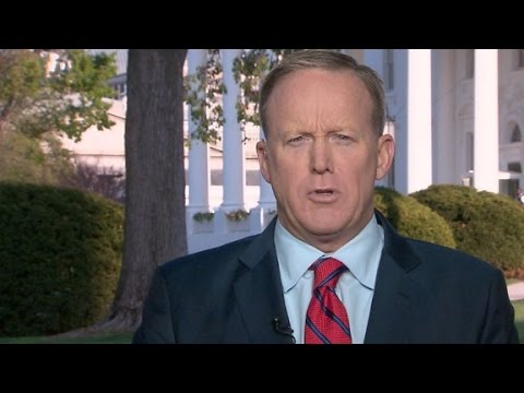 sean spicer apologizes for