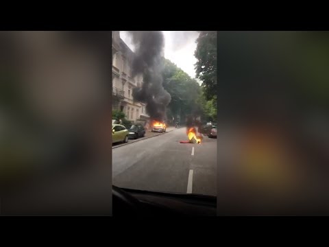 burning cars on the streets of hamburg