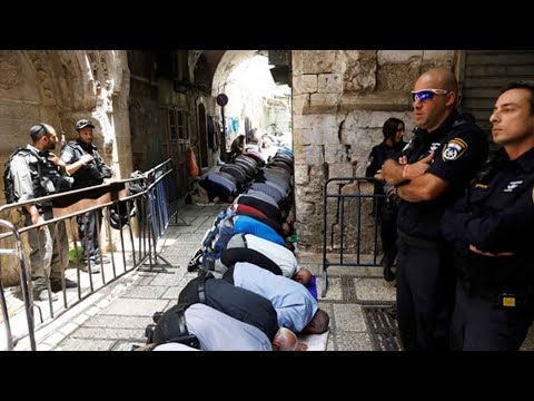 palestinians return to alaqsa mosque