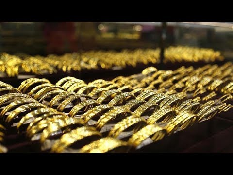 gold prices climb to near twomonth high