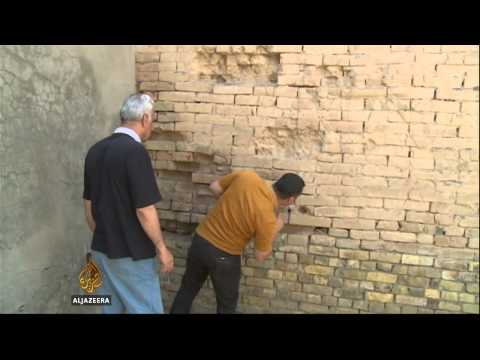 iraqi archaeologists try protecting