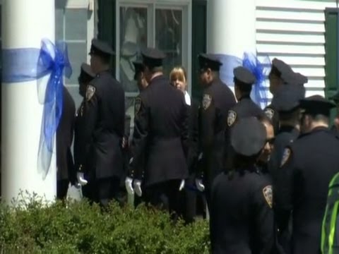 wake for new york officer shot while on duty