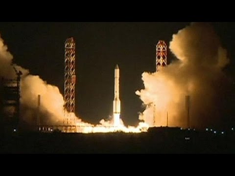 russian rocket plunges to earth minutes