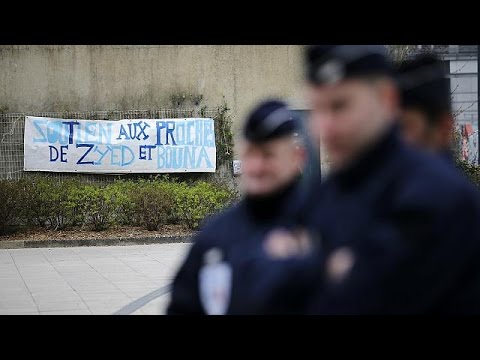 france clears police in 2005 riots deaths