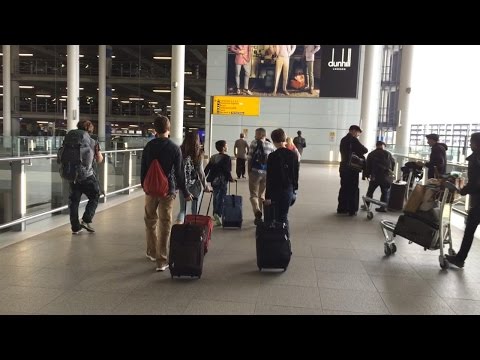 united airlines passengers stuck in canada