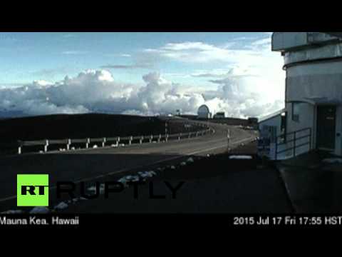 aloha summer snowstorm hits hawaiian volcano