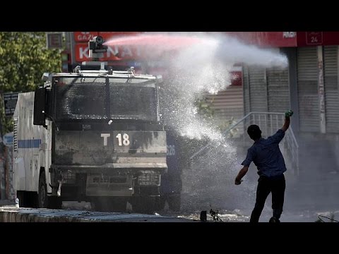 tension in turkey amid anger over airstrikes on kurds