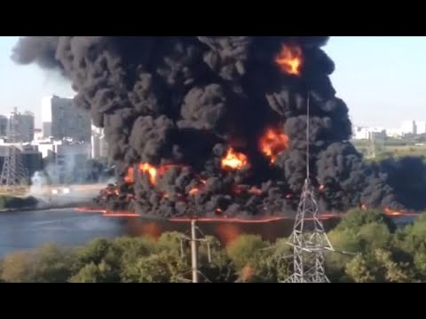 ‘river on fire’ huge flames after oil spill ignites in moscow