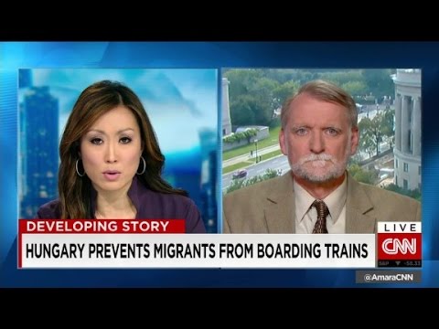 hungary prevents migrants from boarding trains