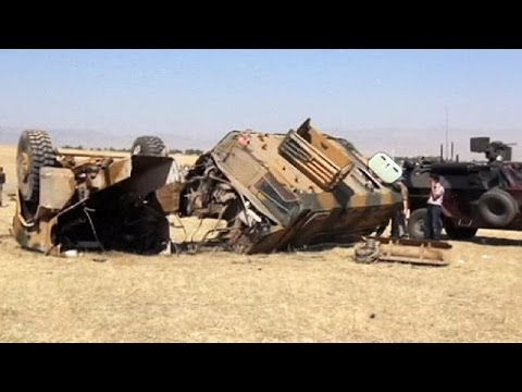 turkish soldiers hurt by roadside bomb