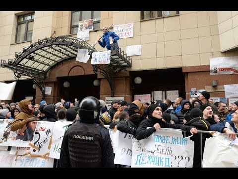 turkish embassy in moscow pelted following